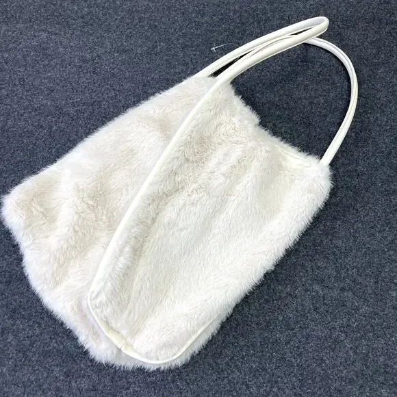 Victoria's Secret Faux-Fur Tote Bag MSRP $59 NEW with TAGS Boho Festival - Picture 8 of 16